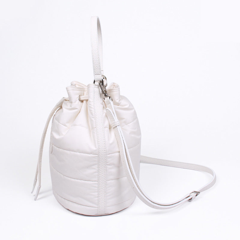Padding white shoulder bag – miimmiim